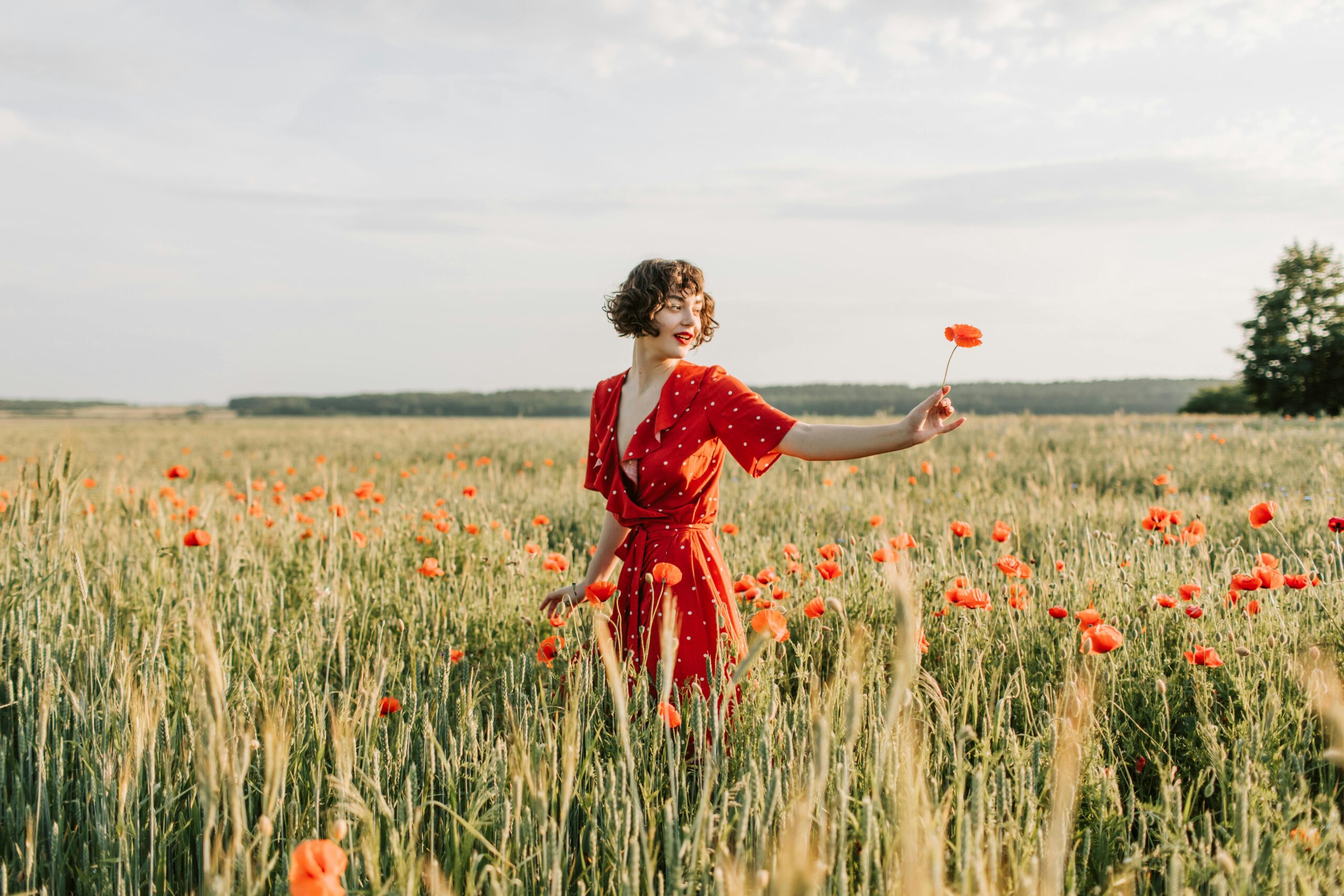 Read more about the article 10 Habits Of Highly Attractive People