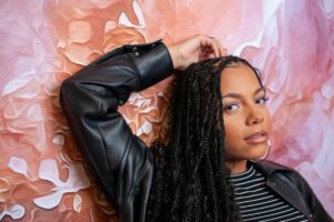 Read more about the article Non-sexual Things Men Find Attractive In A Woman.