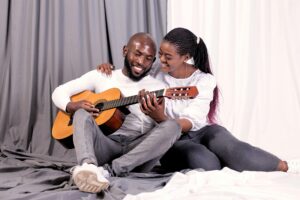 Read more about the article 10 signs he still wants you back even after you broke up.